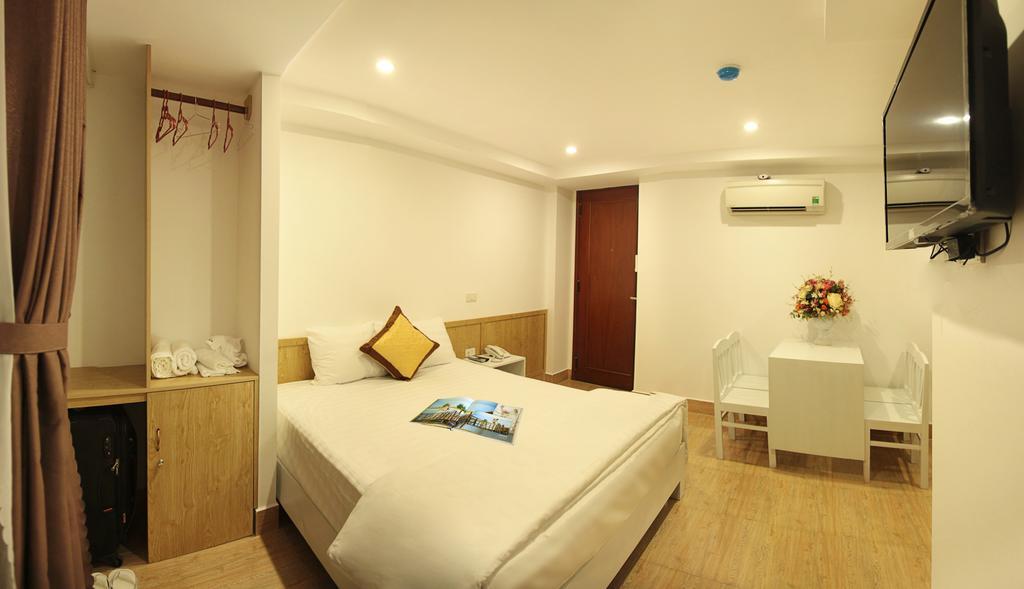 Sunrise Hotel Danang Exterior photo