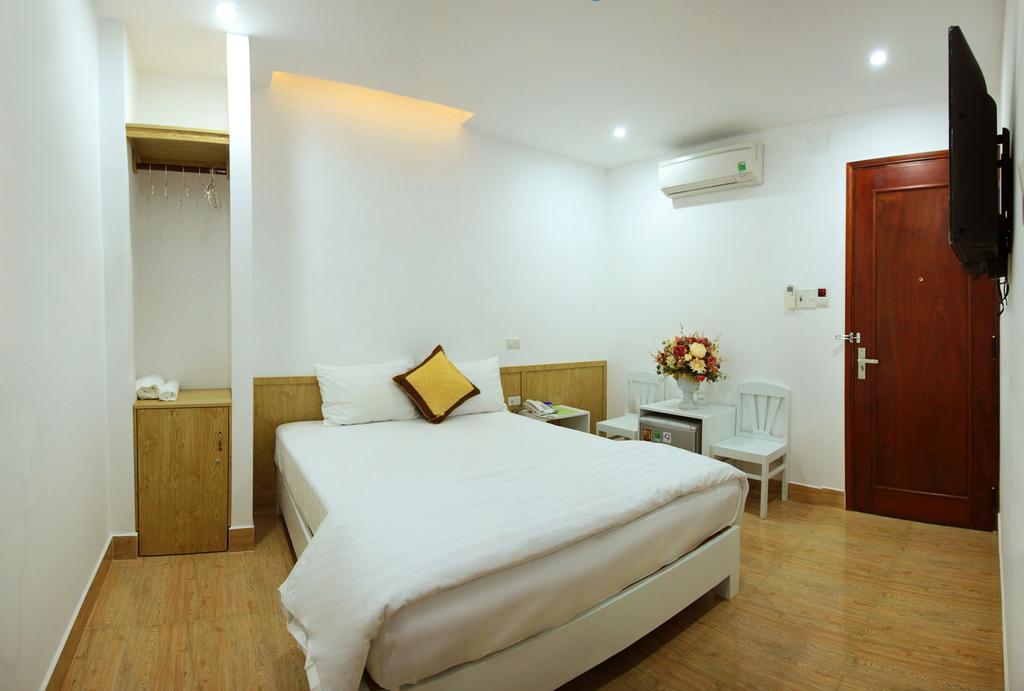 Sunrise Hotel Danang Exterior photo